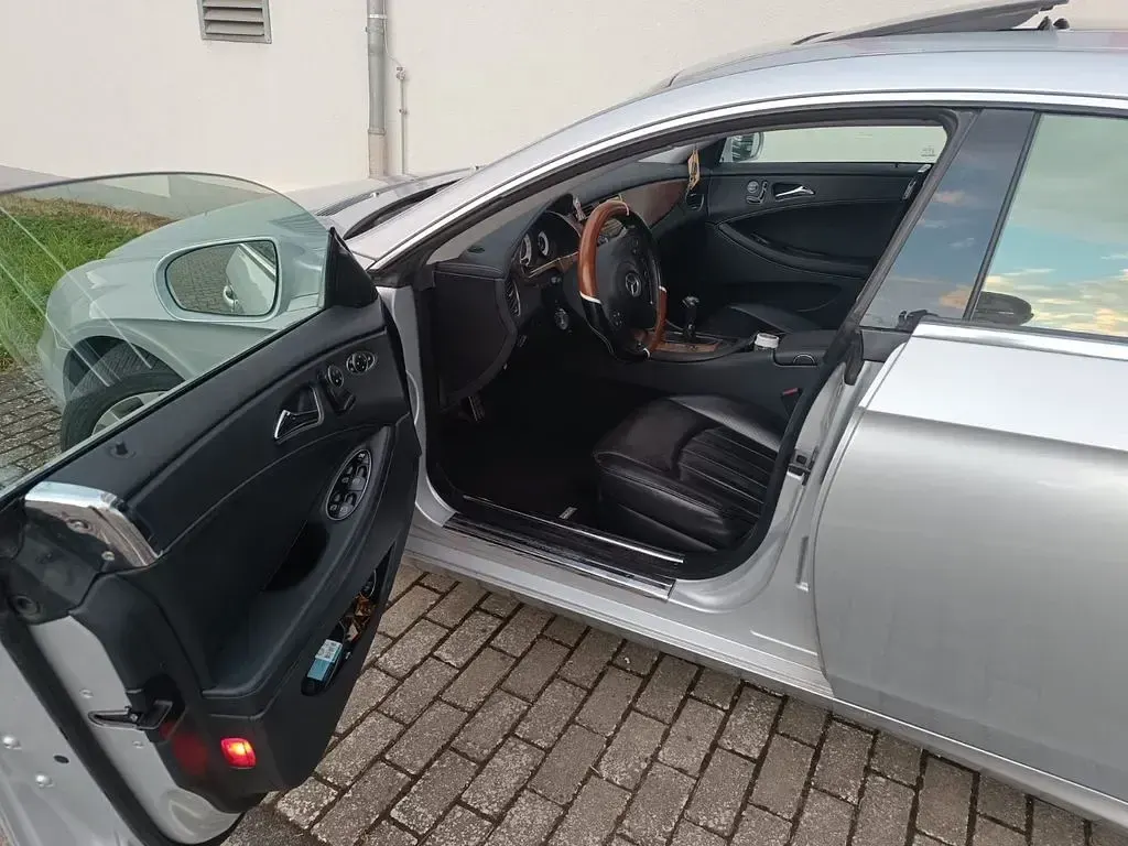 Gebraucht Mercedes CLS350 292 PS (214 kW) 2010 Silber Coupé