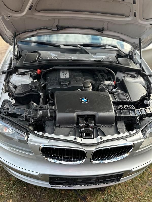 Gebraucht BMW 116 116 PS (85 kW) 2008 Silber Kleinwagen