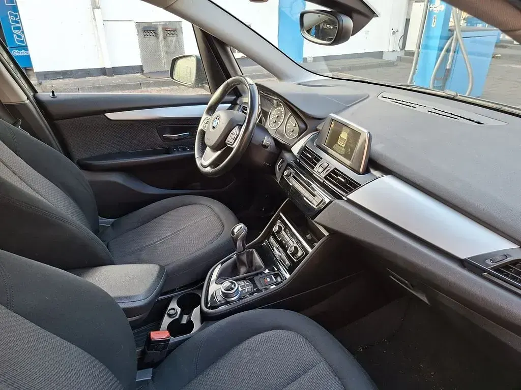 Gebraucht BMW 216 Active Tourer 102 PS (75 kW) 2016 Grau Van / Kleinbus