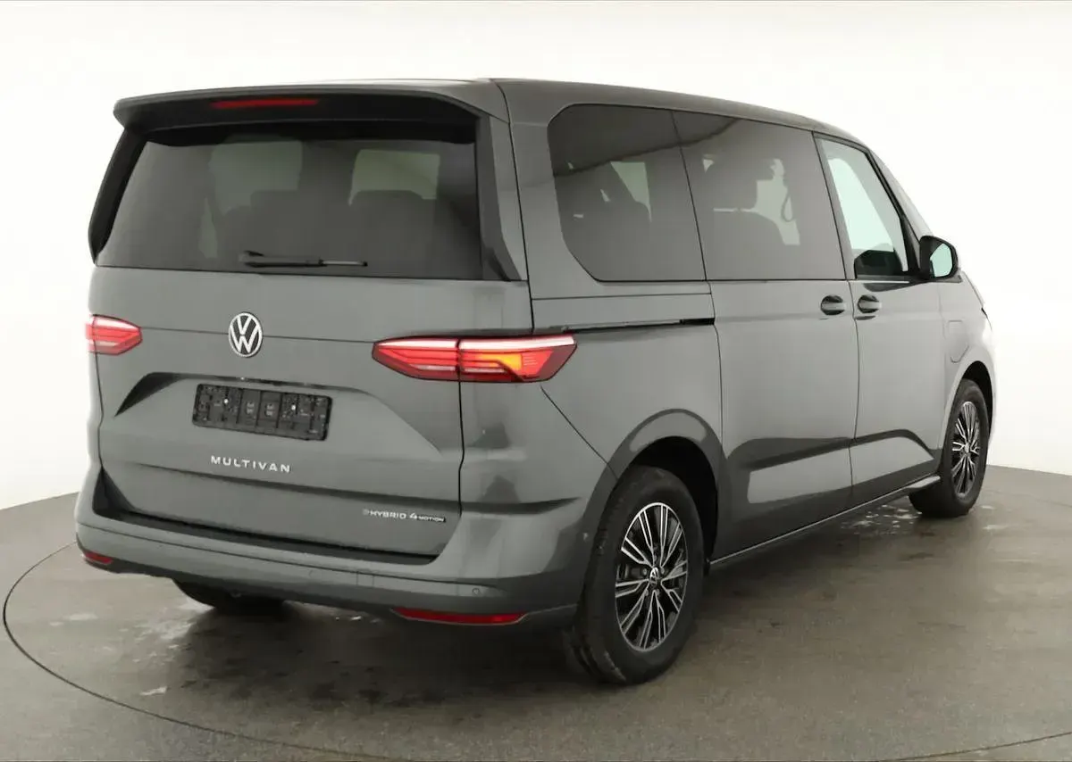 Neu VW Multivan Business 245 PS (180 kW) 2026 Indiumgrau metallic Van / Kleinbus