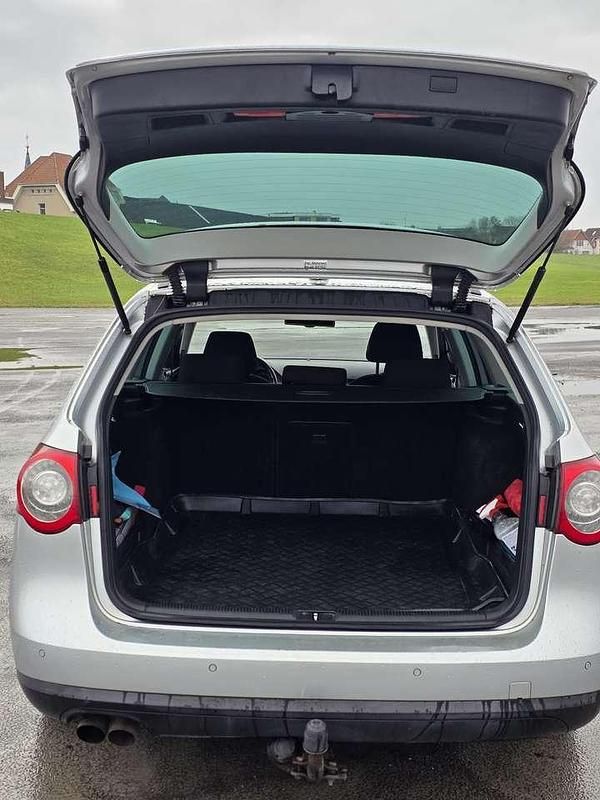 Gebraucht VW Passat Individual 160 PS (117 kW) 2008 Limousine