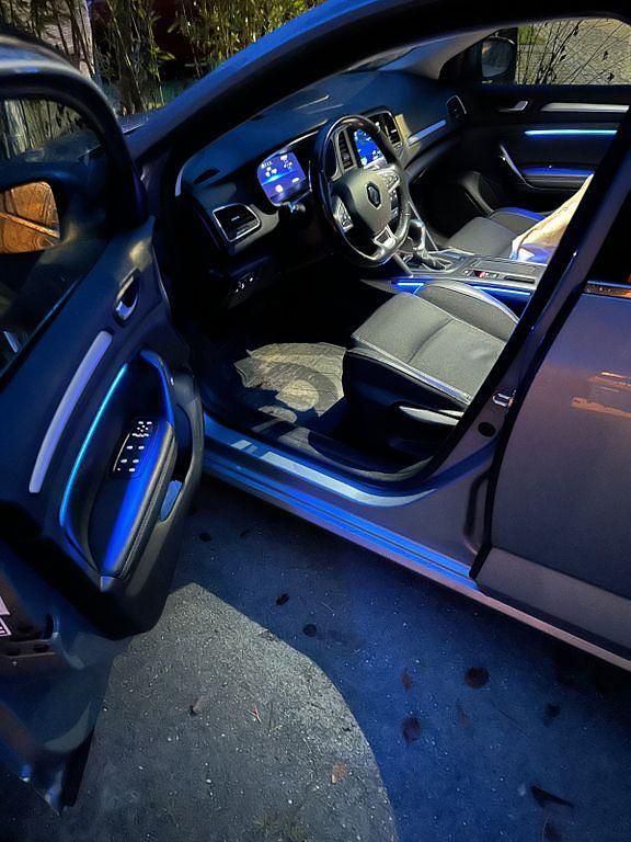 Gebraucht Renault Mégane IV Intens 140 PS (102 kW) 2021 Blau Limousine