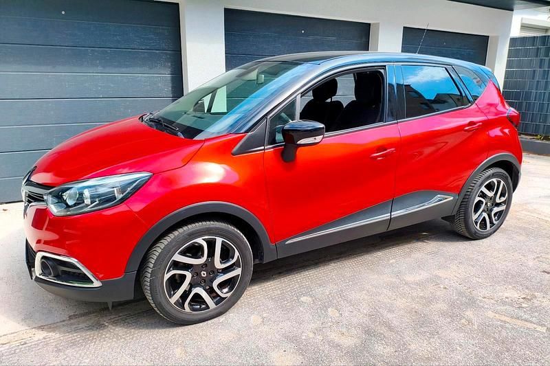 Rot Gebraucht 2015 Renault Captur SUV | 12.800 € (Etwas zu teuer) - Bild 1/4