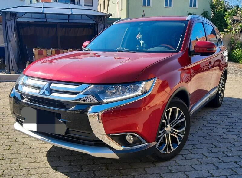 Rot Gebraucht 2016 Mitsubishi Outlander SUV | 10.990 € (Guter Preis) - Bild 1/4