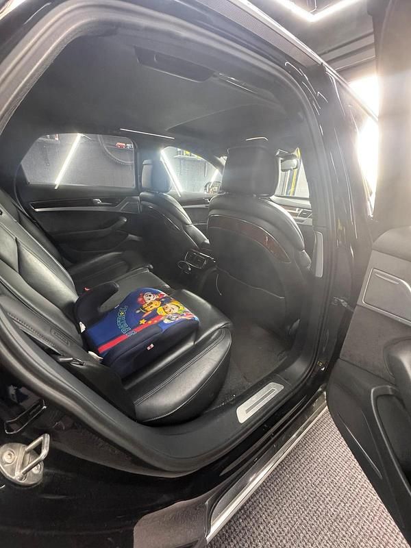 Gebraucht Audi A8 250 PS (183 kW) 2011 Schwarz Limousine