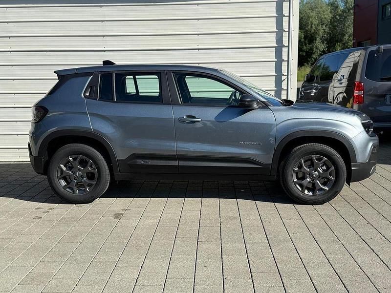 Neu Jeep Avenger Longitude 110 PS (80 kW) 2025 Grau SUV