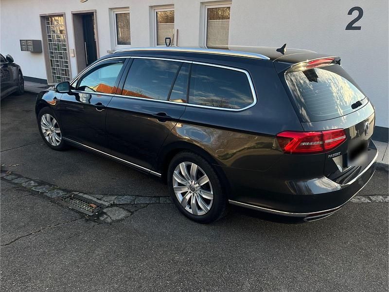 Gebraucht VW Passat Highline 190 PS (139 kW) 2018 Andere farben Kombi