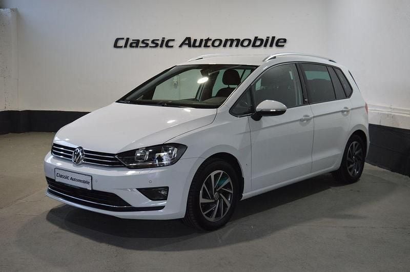 Weiß Gebraucht 2017 VW Golf Sportsvan Sound Van / Kleinbus | 12.900 € (Guter Preis) - Bild 1/4
