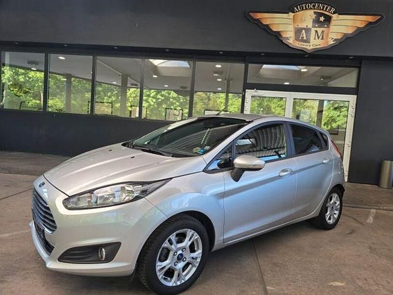 Silber Gebraucht 2014 Ford Fiesta SYNC Edition Kleinwagen | 5.450 € (Fairer Preis) - Bild 1/4