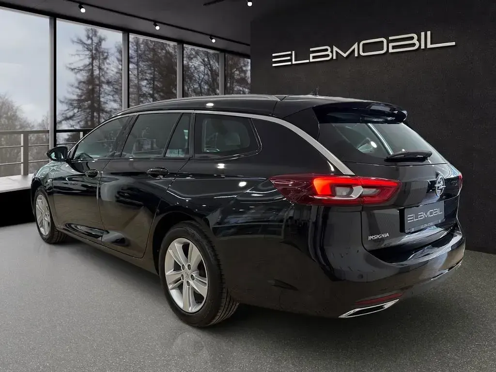 Gebraucht Opel Insignia Elegance 174 PS (127 kW) 2022 Schwarz Kombi