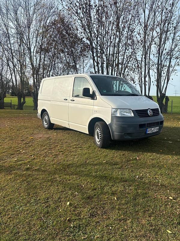Weiß Gebraucht 2009 VW T5 Van | 6.250 € (Superpreis) - Bild 1/4