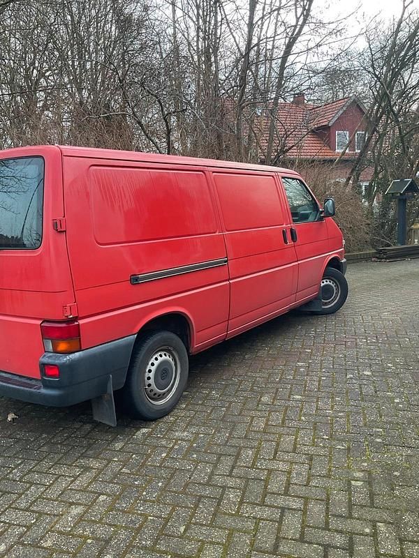 Gebraucht VW Transporter 101 PS (74 kW) 2001 Rot Van