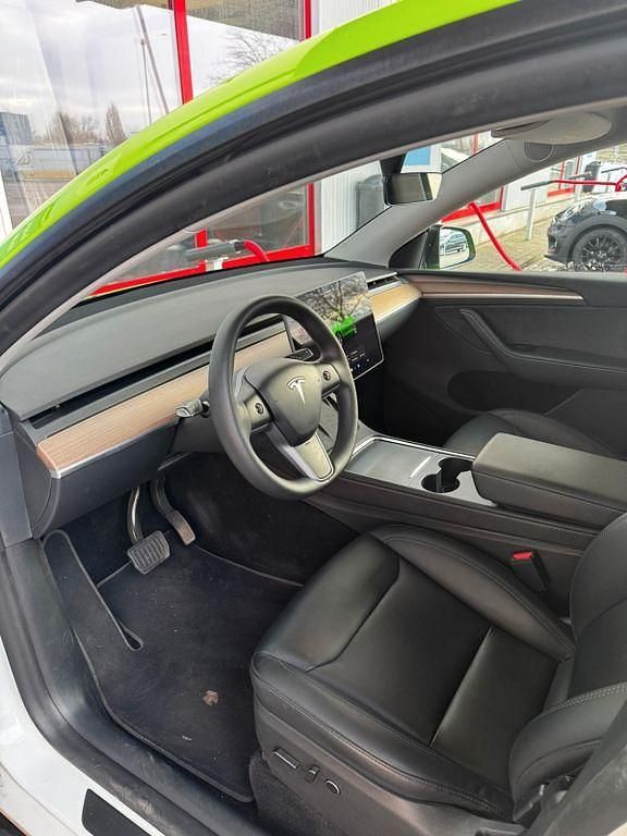 Gebraucht Tesla Model Y Long Range AWD 274 kW (373 PS) 2023 Weiß SUV