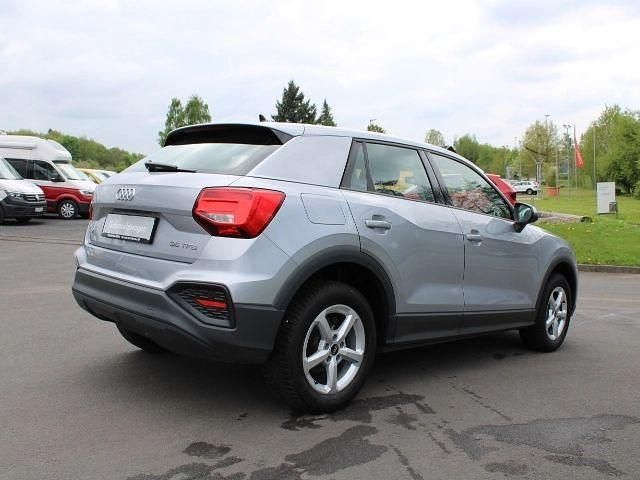 Second-hand Audi Q2 Basis 149 CP (109 kW) 2023 Argintiu SUV