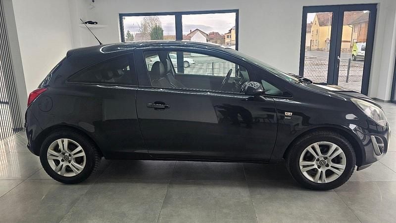 Gebraucht Opel Corsa 87 PS (63 kW) 2014 Schwarz Kleinwagen