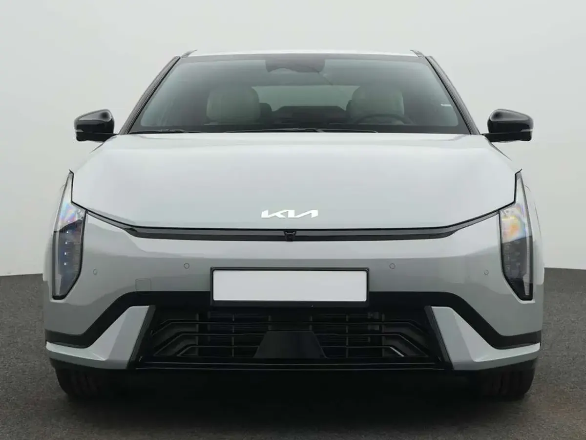 Gebraucht Kia EV4 150 kW (204 PS) 2025 Morning haze Kleinwagen