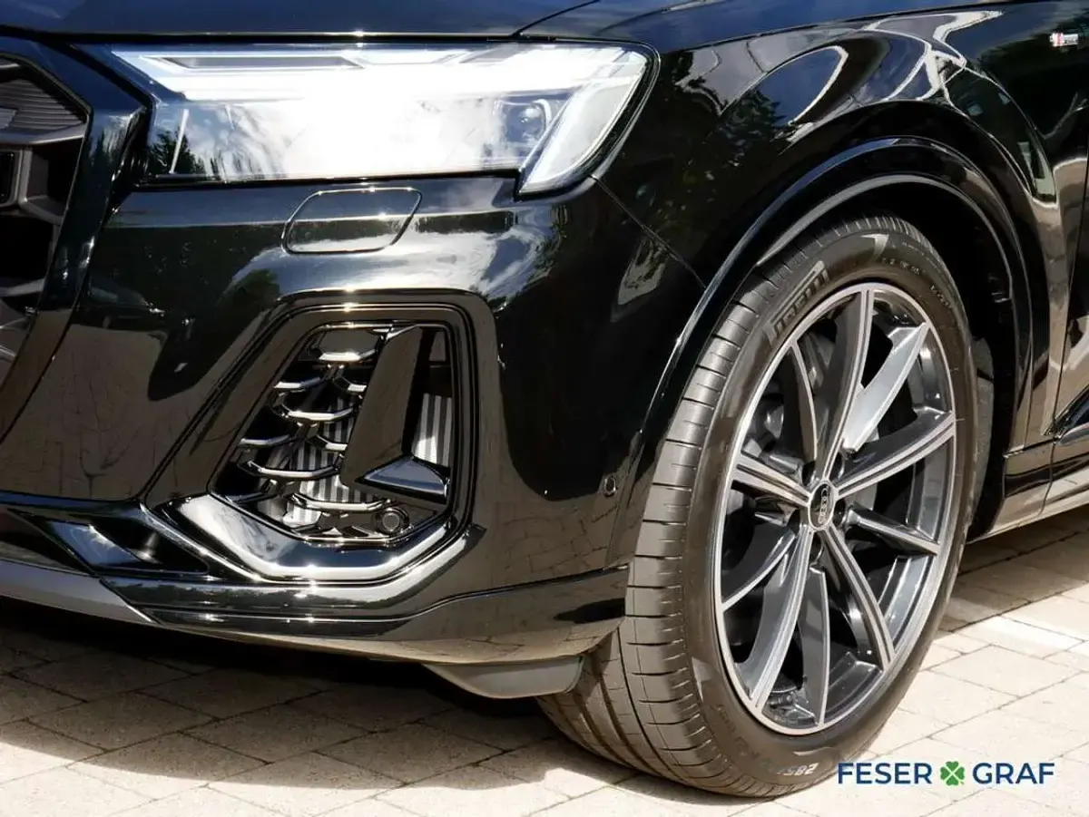 Gebraucht Audi Q7 Business 394 PS (289 kW) 2026 Mythosschwarz metallic SUV