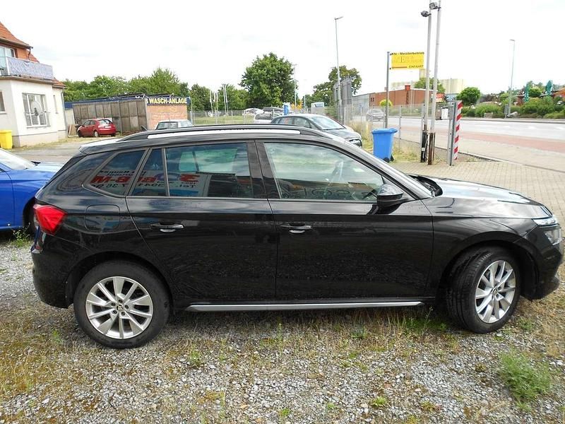 Schwarz Gebraucht 2020 Skoda Kamiq Style SUV | 20.999 € (Guter Preis) - Bild 1/3