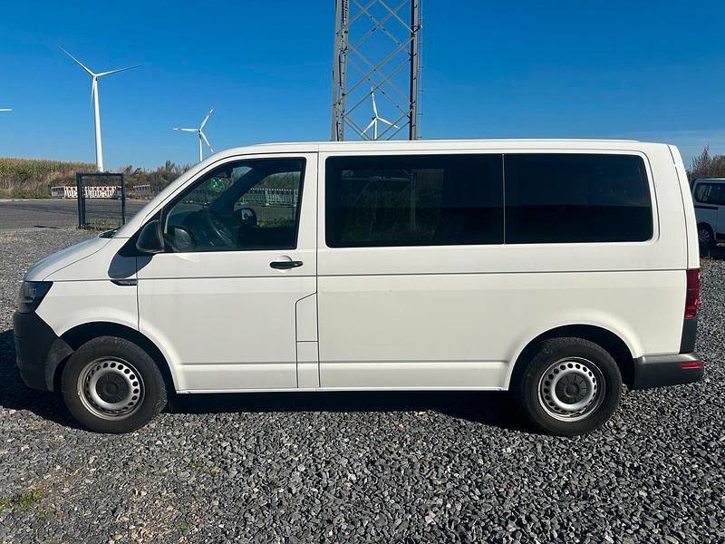 Weiß Gebraucht 2017 VW T6 Van | 13.000 € (Guter Preis) - Bild 1/4