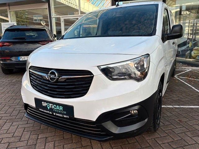 Weiß Gebraucht 2021 Opel Combo Edition Kombi | 12.950 € (Guter Preis) - Bild 1/4