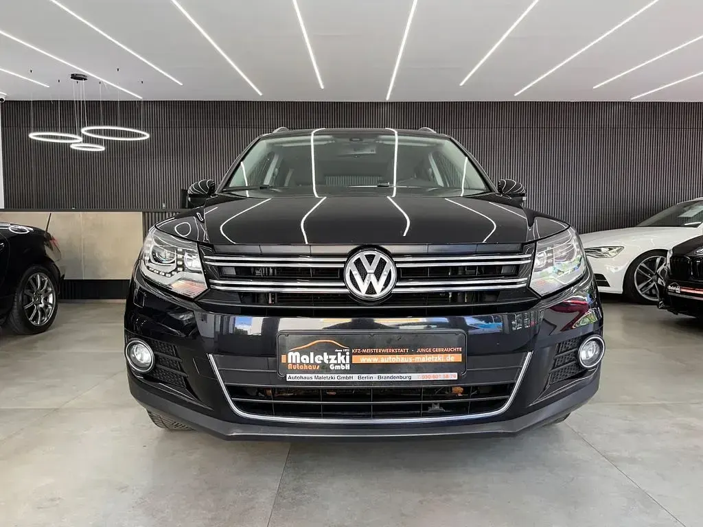 Gebraucht VW Tiguan Sport 140 PS (102 kW) 2015 Schwarz SUV