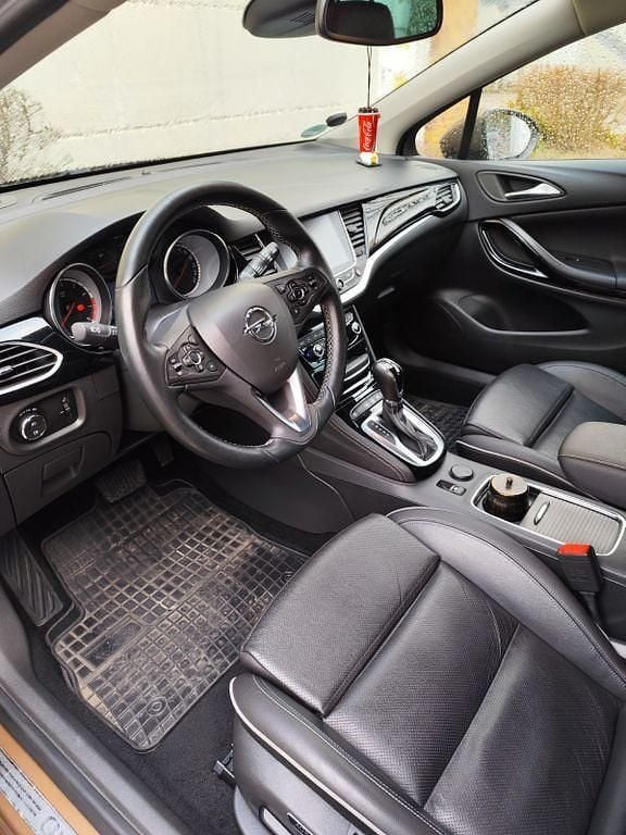 Gebraucht Opel Astra Innovation 150 PS (110 kW) 2016 Braun Limousine