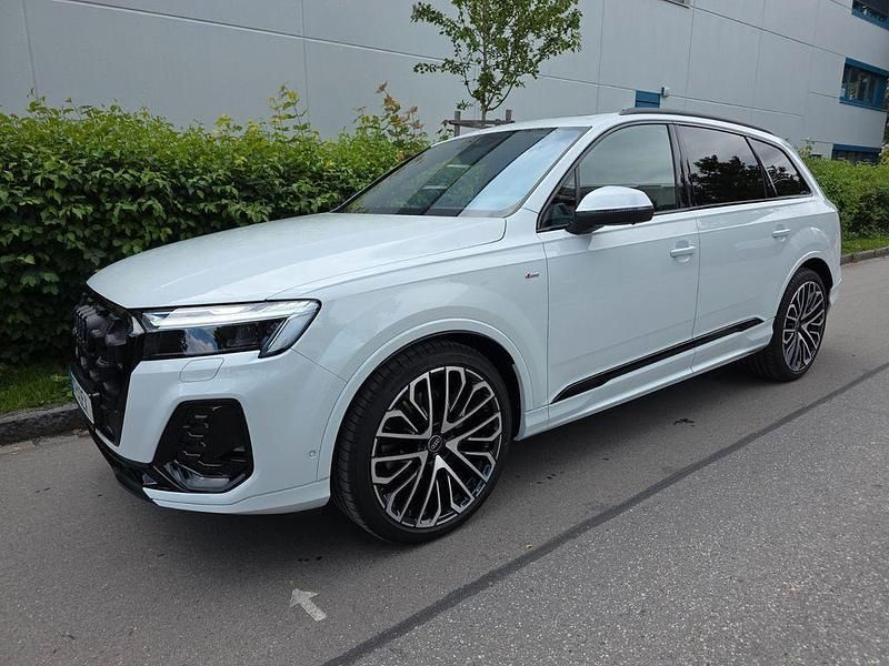 Weiß Neu 2025 Audi Q7 S-Line SUV | 80.890 € - Bild 1/4