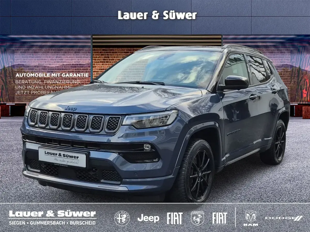 Usado Jeep Compass 241 HP (177 kW) 2022 SUV