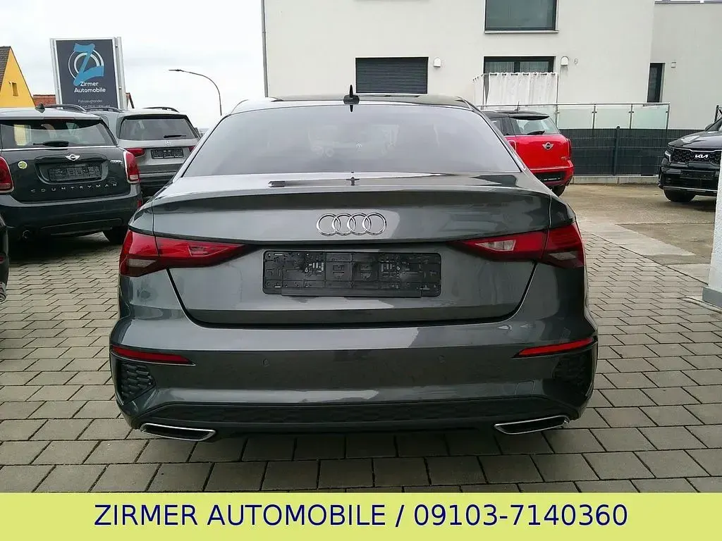 Używany Audi A3 S-Line 150 KM (110 kW) 2022 Szary Sedan/Limuzyna
