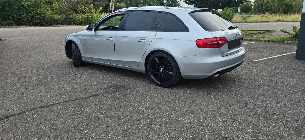 Gebraucht Audi A4 Ambiente 204 PS (150 kW) 2012 Grau Kombi