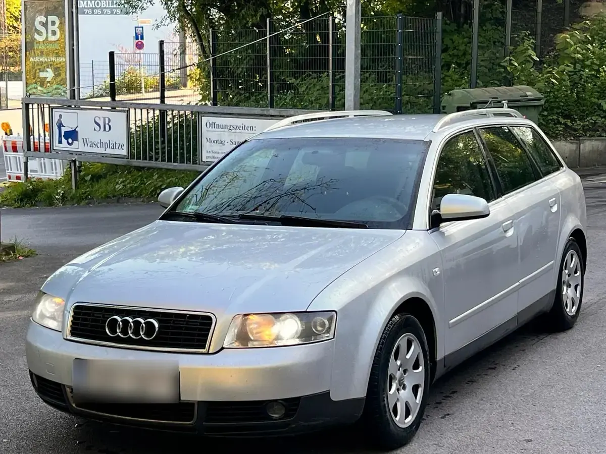 Usata Audi A4 101 CV (74 kW) 2003 Argento Station wagon
