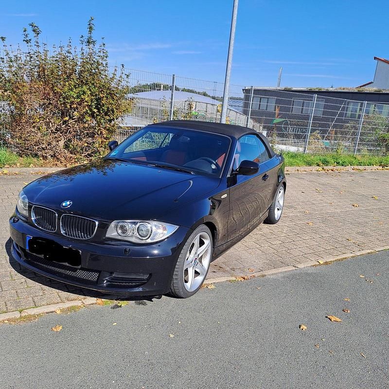Schwarz Gebraucht 2010 BMW 123 Cabriolet Cabrio | 9.500 € (Fairer Preis) - Bild 1/4