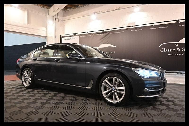 Grau Gebraucht 2017 BMW 730 Sport Line Limousine | 24.950 € (Superpreis) - Bild 1/4