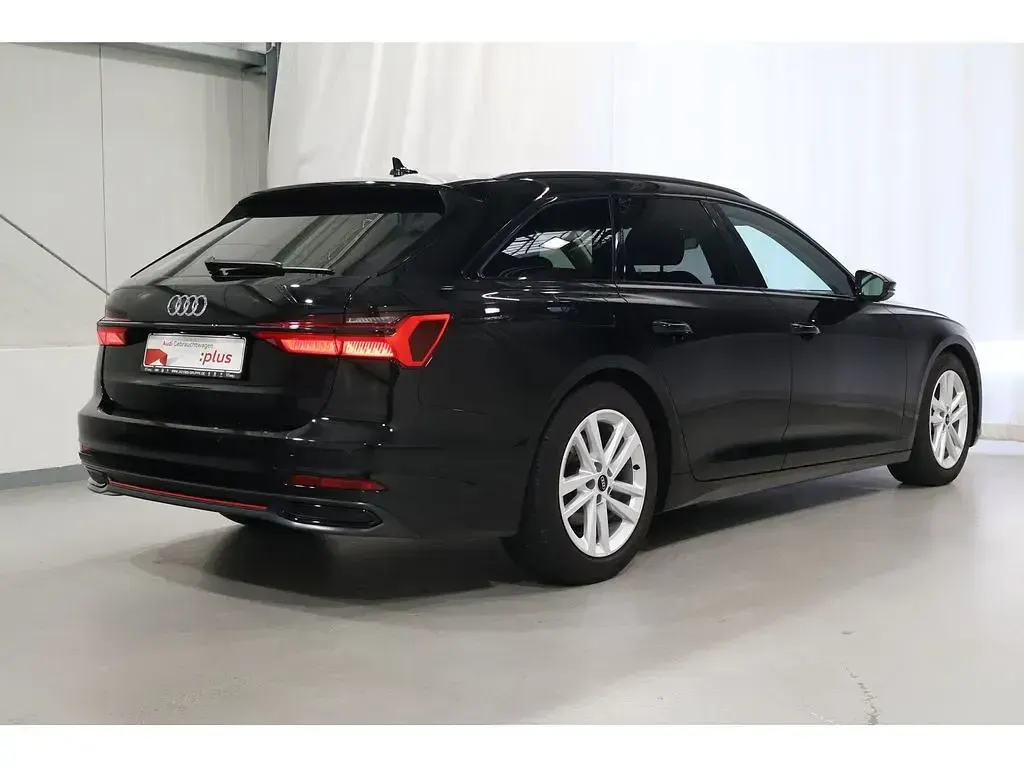 Gebraucht Audi A6 Sport 163 PS (119 kW) 2023 Brillantschwarz Kombi