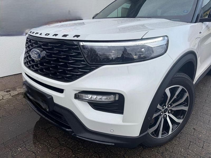 Gebraucht Ford Explorer ST-Line 457 PS (336 kW) 2024 Weiß SUV