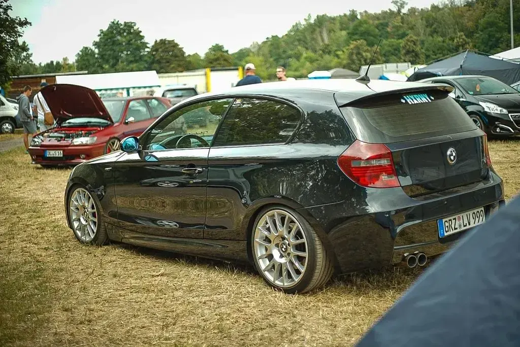 Gebraucht BMW 118 M Sport 143 PS (105 kW) 2007 Schwarz Kleinwagen
