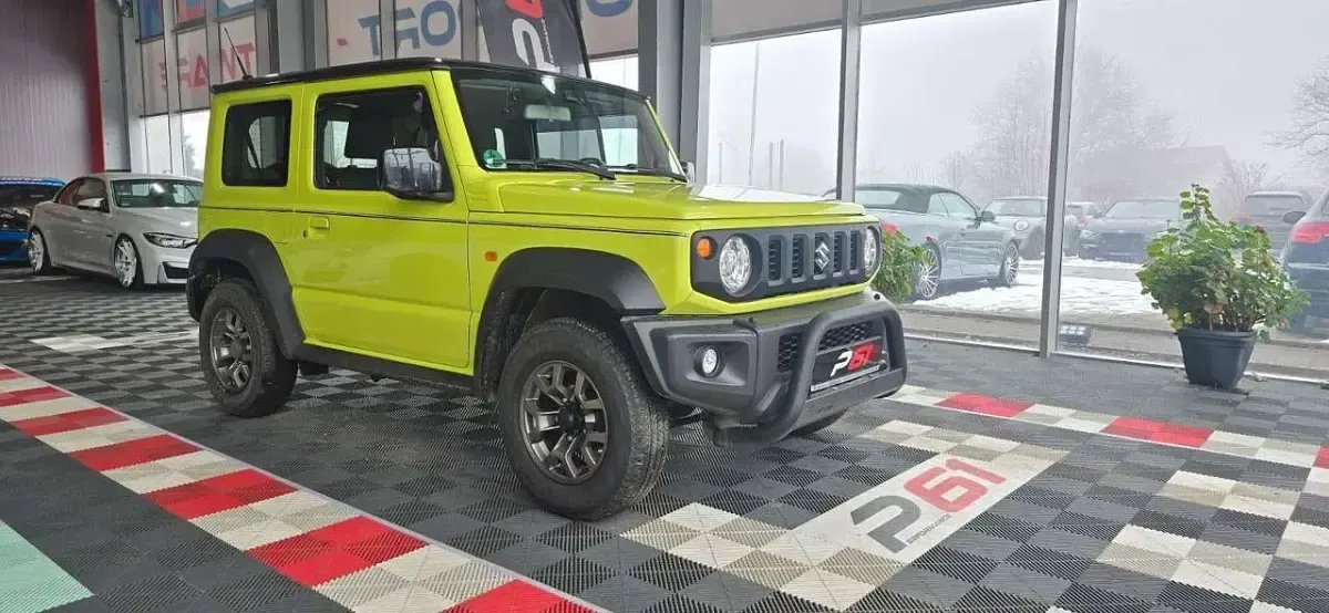 Gebraucht Suzuki Jimny Comfort+ 102 PS (75 kW) 2018 Grün SUV