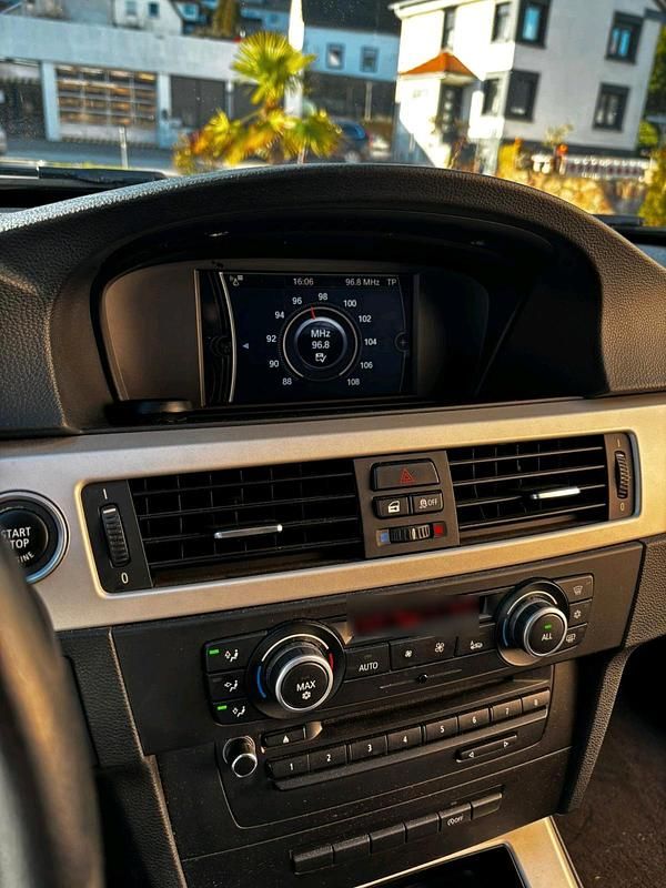 Gebraucht BMW 320 170 PS (125 kW) 2011 Grün Kombi