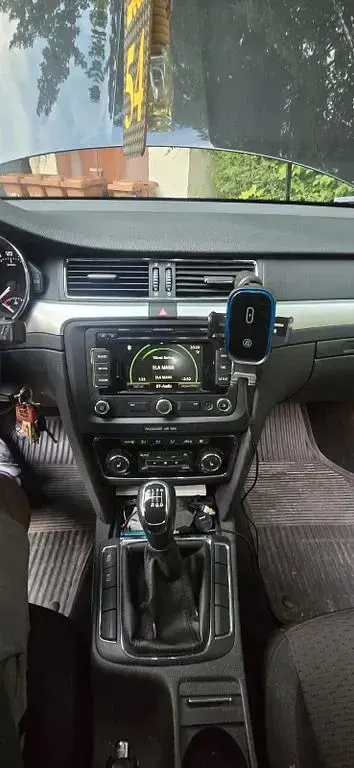 Gebraucht Skoda Superb Elegance 140 PS (102 kW) 2011 Schwarz Kombi