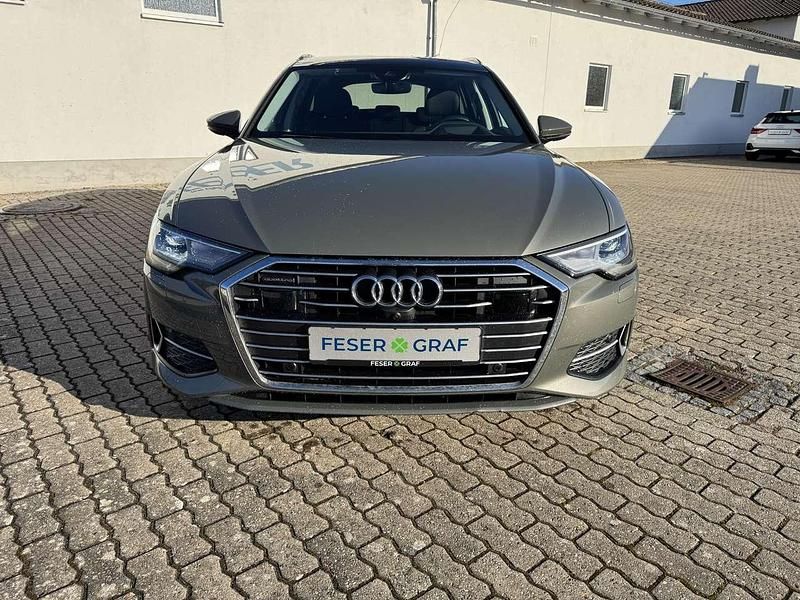 Gebraucht Audi A6 Ambiente 204 PS (150 kW) 2022 Chronosgrau metallic Kombi