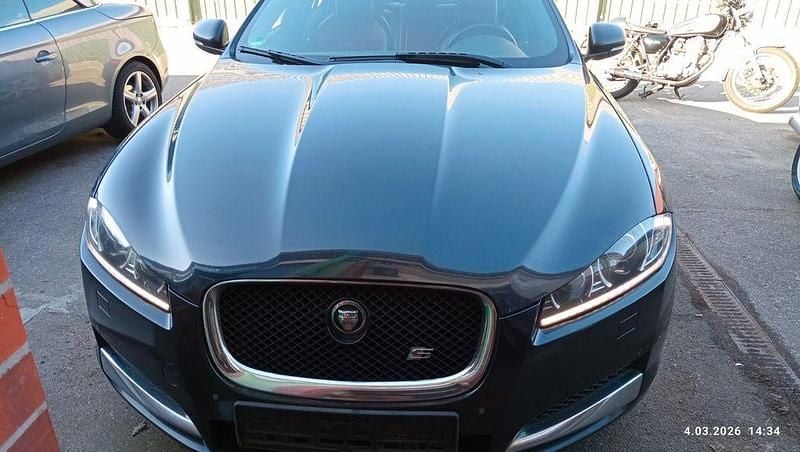 Gebraucht Jaguar XF Luxury 275 PS (202 kW) 2012 Schwarz Limousine