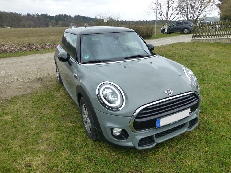 Gebraucht Mini Cooper 136 PS (100 kW) 2018 Grau Kleinwagen