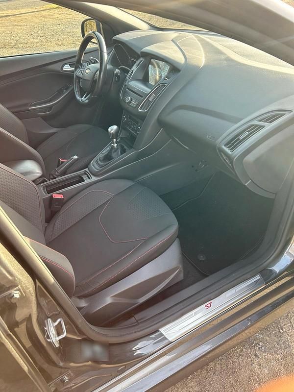 Gebraucht Ford Focus ST-Line 150 PS (110 kW) 2018 Limousine