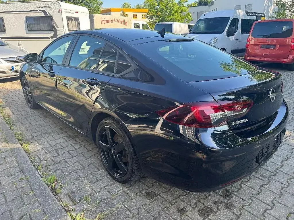 Gebraucht Opel Insignia Selection 140 PS (102 kW) 2018 Blau Limousine