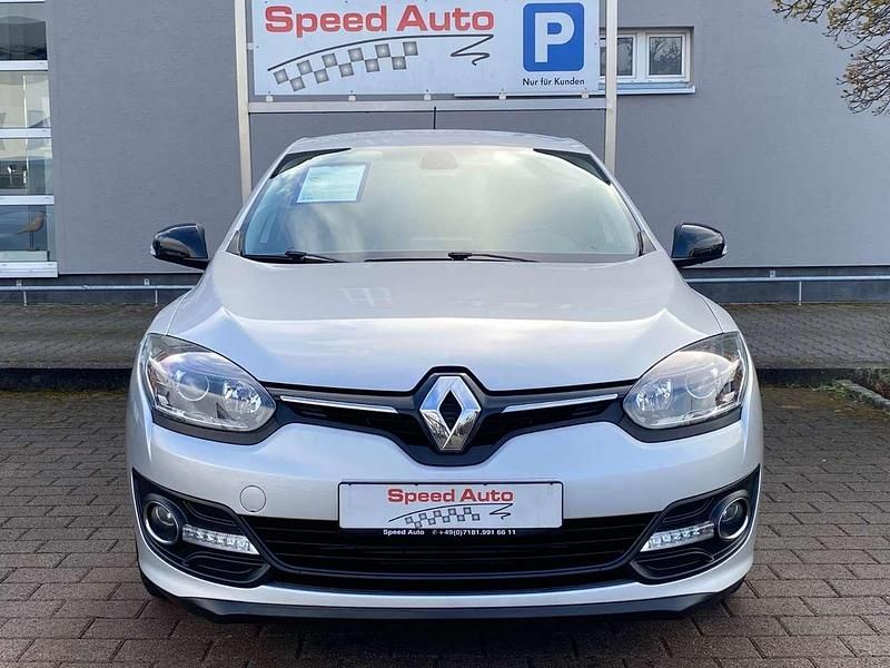 Gebraucht Renault Mégane LIMITED 132 PS (97 kW) 2015 Grau Limousine