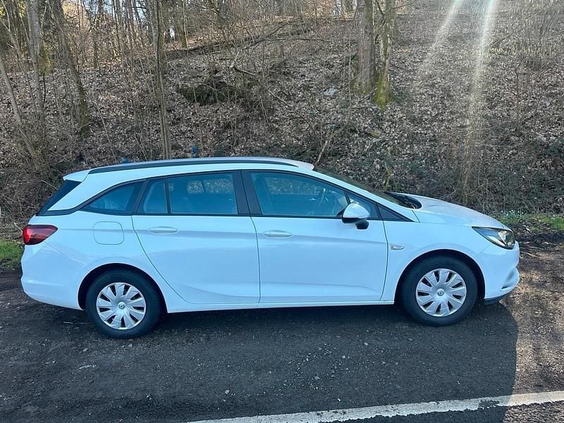 Gebraucht Opel Astra 120 PS (88 kW) 2019 Weiß Kombi