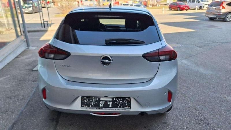 Gebraucht Opel Corsa Elegance 101 PS (74 kW) 2022 Kristall silber Kleinwagen