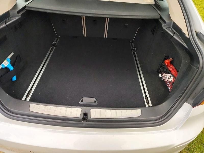 Second-hand BMW 320 Advantage 184 CP (135 kW) 2017 Alb Berlinǎ