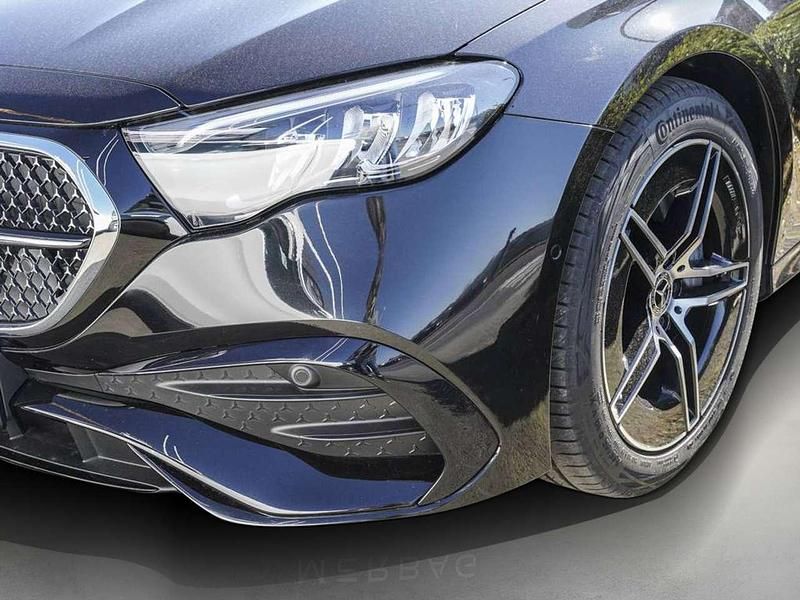 Gebraucht Mercedes E300 Advanced 313 PS (230 kW) 2024 Obsidianschwarz Limousine