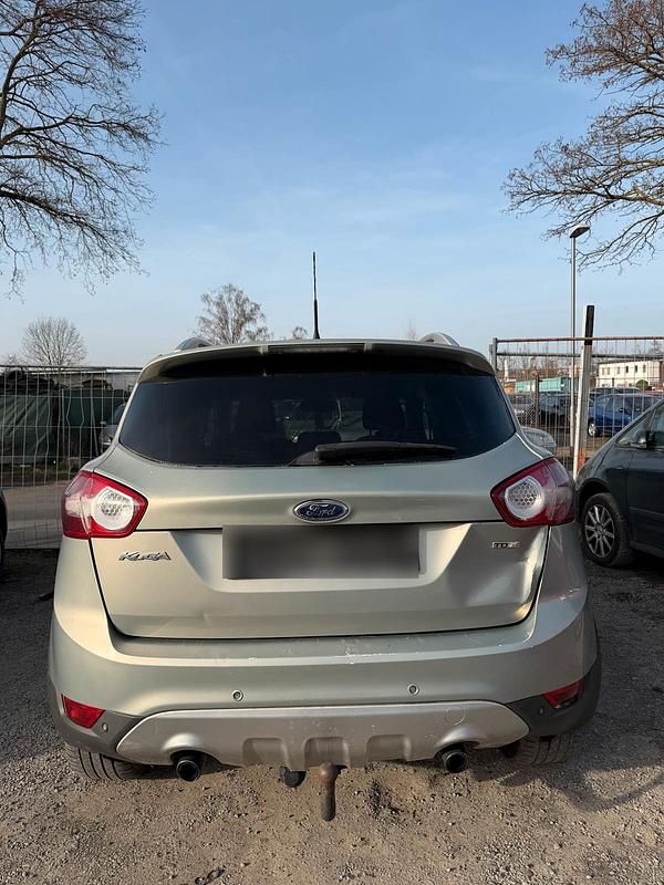 Gebraucht Ford Kuga 135 PS (99 kW) 2009 Andere farben SUV